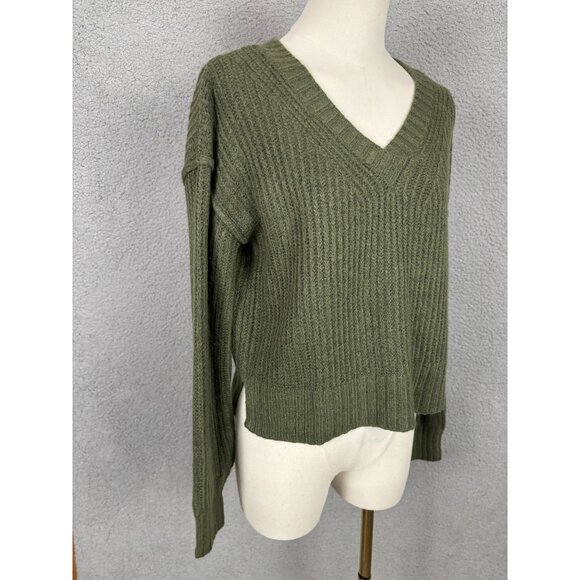 Hippie Rose Juniors' V-Neck Ribbed Knit Pullover Sweater Camo Green XS NWT's - Picture 3 of 8